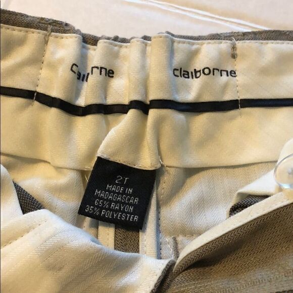 3/$15 or 5/$20 Boys size 2T Claiborne dress pants - Picture 4 of 5